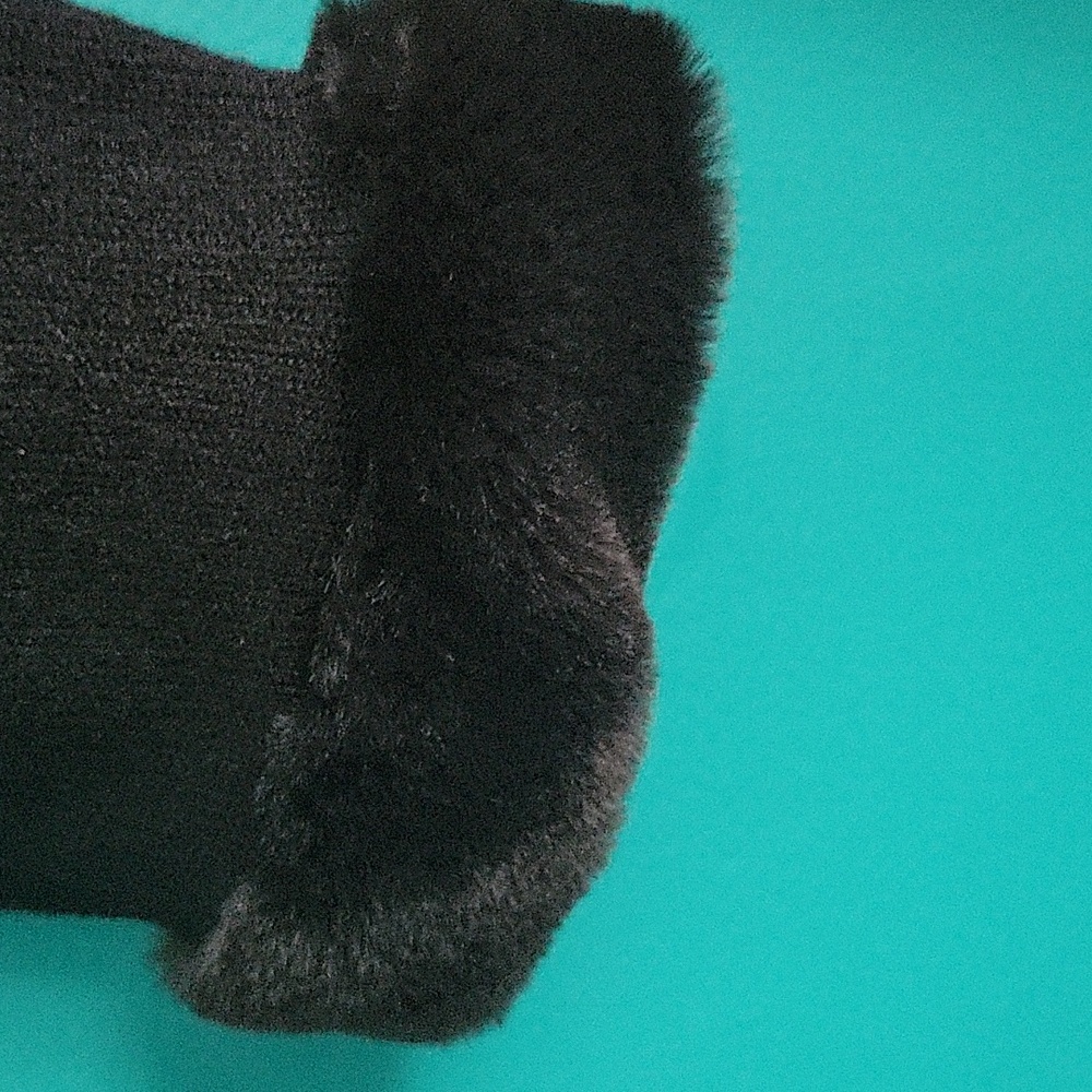 Elegant Black Women's Cardigan - Picture 5 of 8